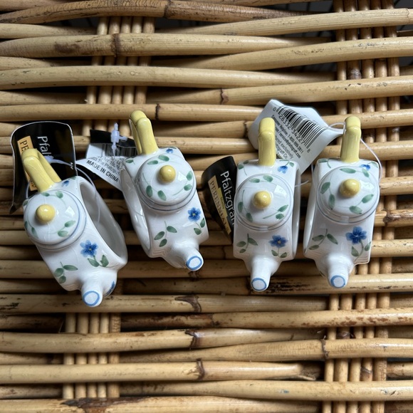 NWT Tags Pfaltzgraff Shelby Perennials Napkin Rings (set of 4) - Picture 2 of 7